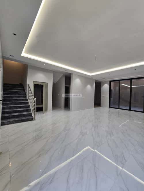 فيلا 7 غرف في الشراع 4