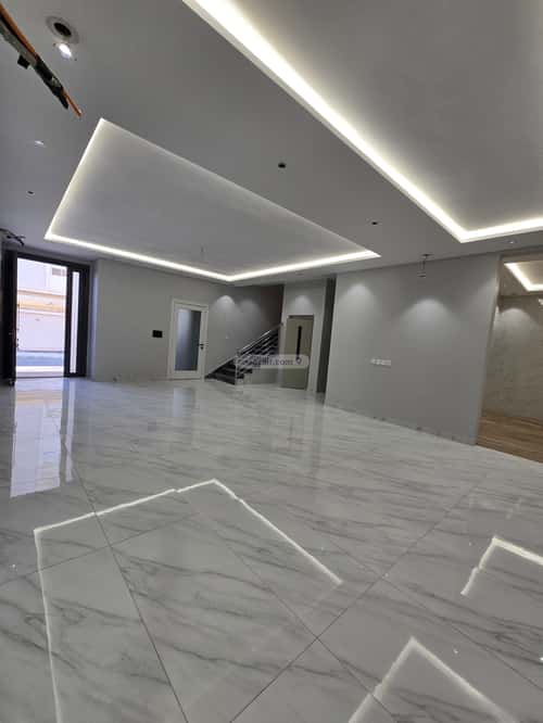 7 bedroom villa in Al Shiraa 9