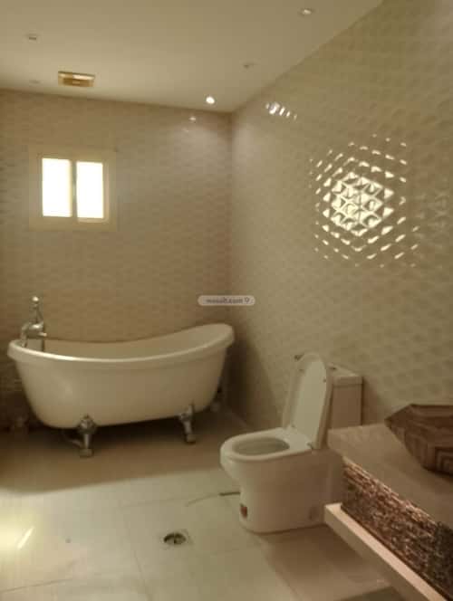 6 bedroom villa in Al Yaqout 9