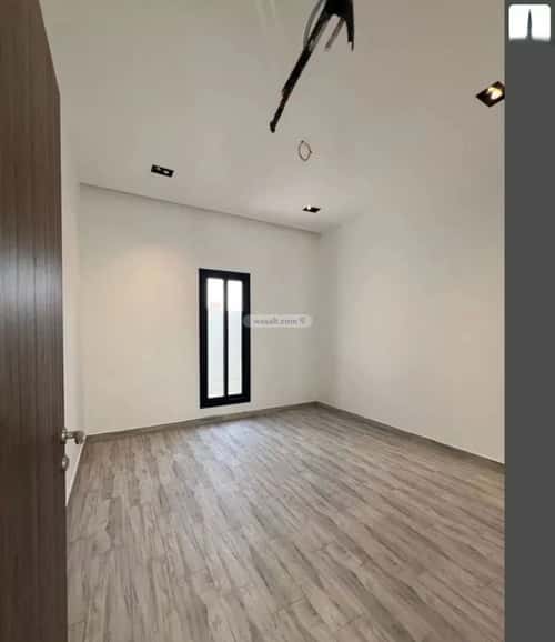 5 bedroom villa in Az Zomorod 5