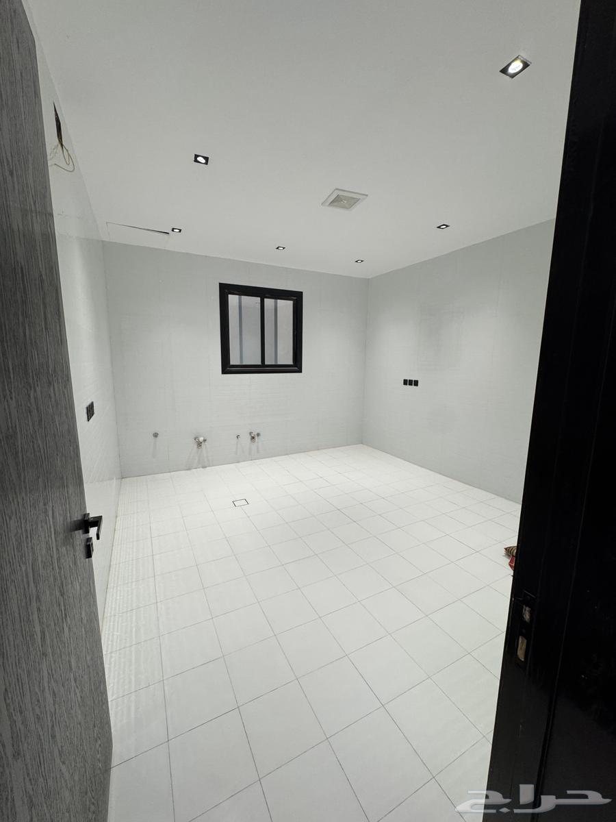 3 bedroom apartment in Al Janadriyah 7