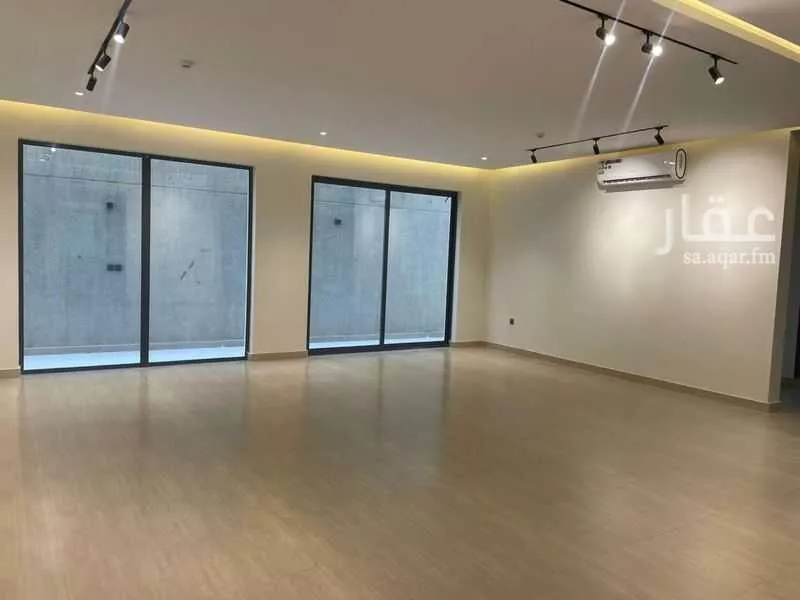 3 bedroom apartment in Granada 15