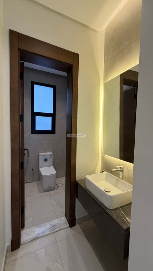 5 bedroom apartment in Al Safaa 5