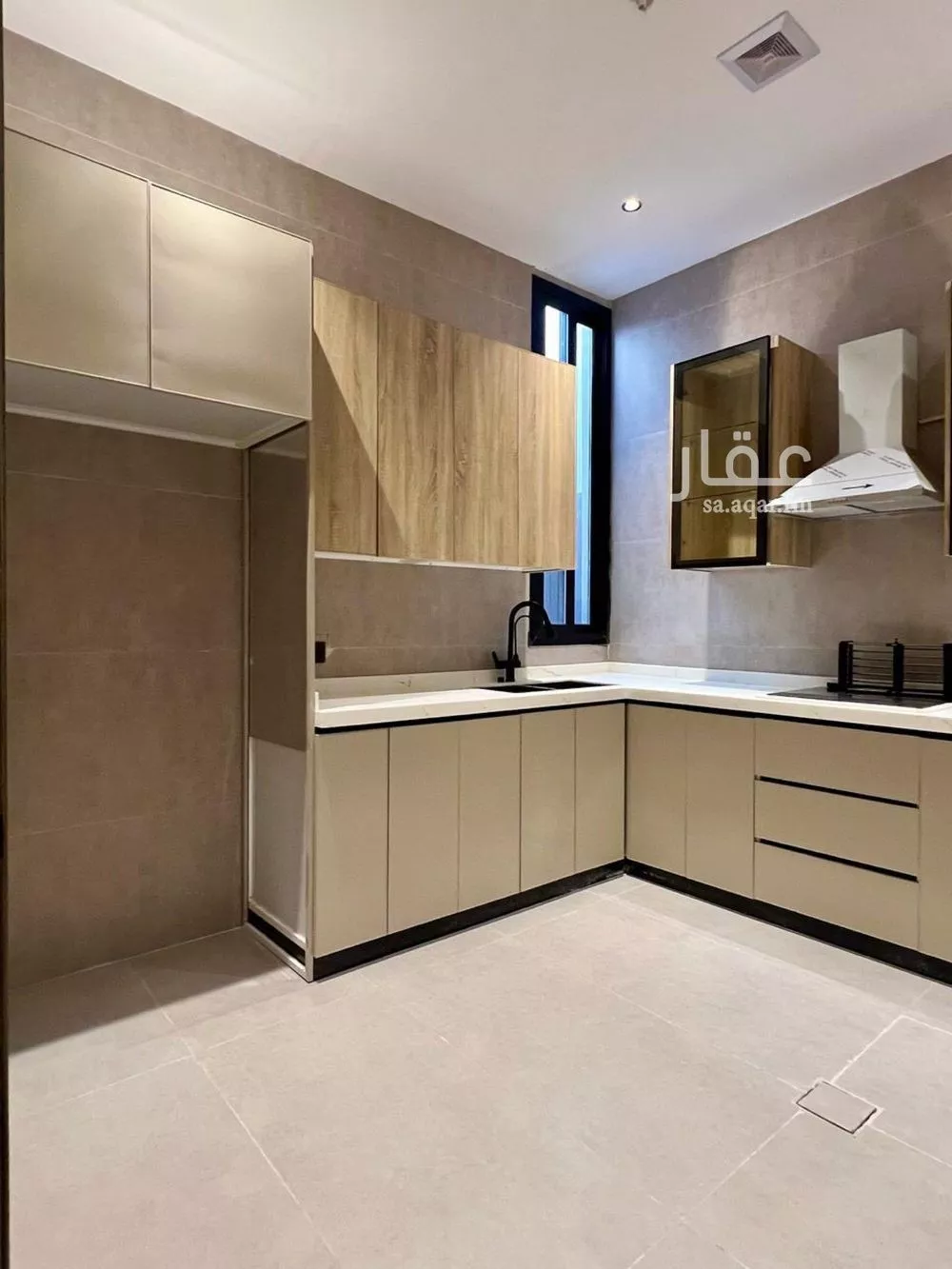 4 bedroom apartment in Ash Shulah, Eastern Province 8