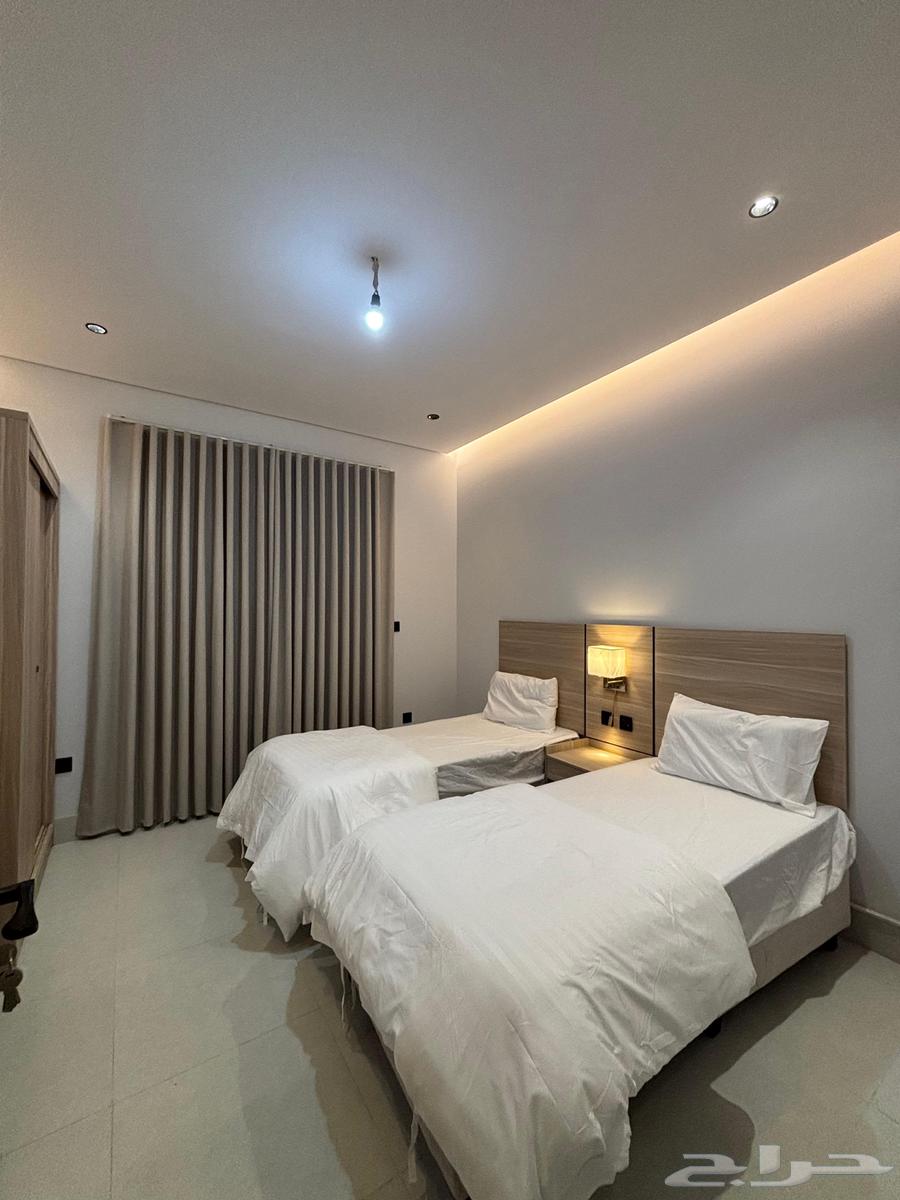 شقة 2 غرف في المرجان 3