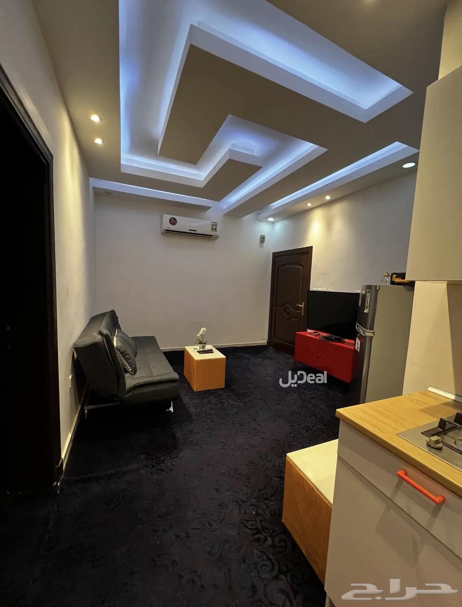 شقة 2 غرف في النزهة 2