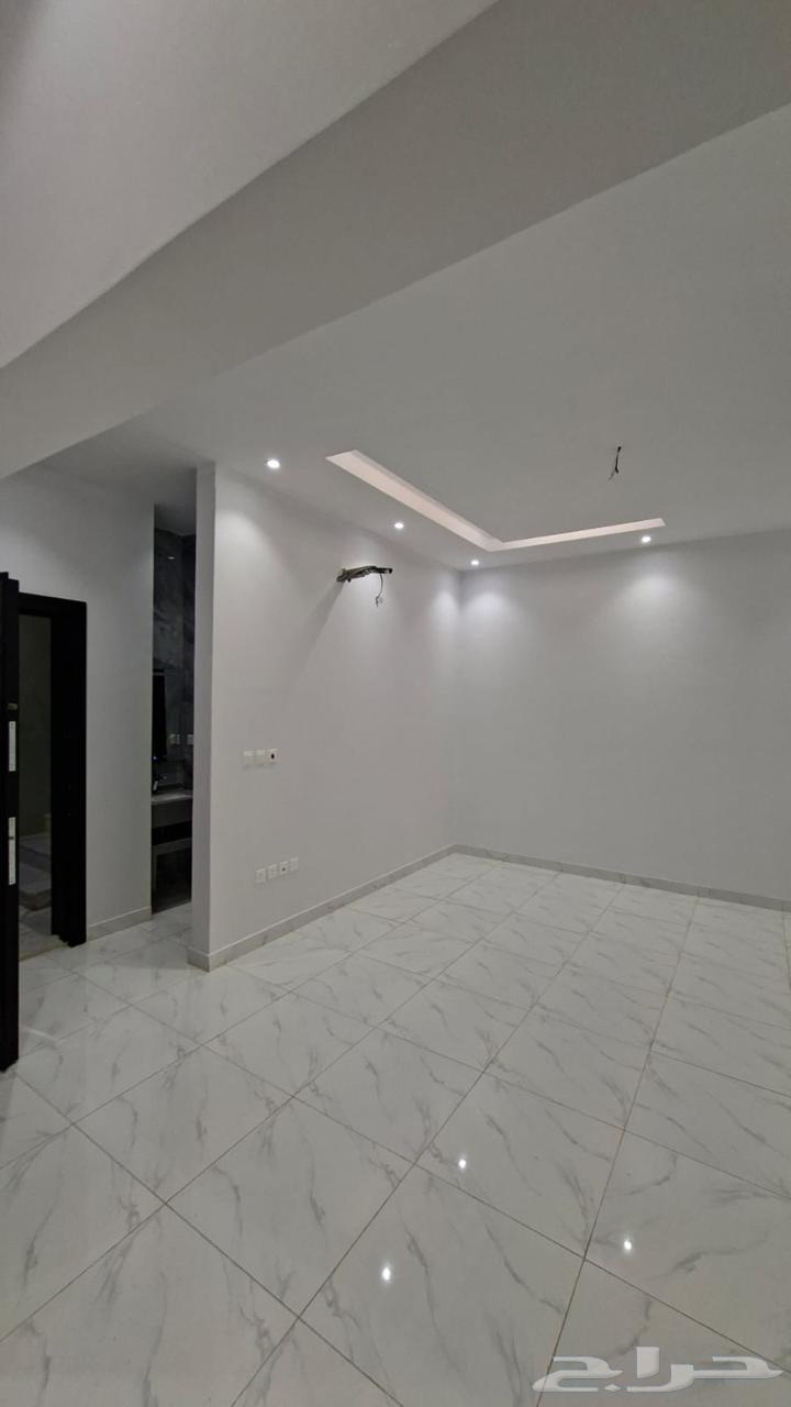 شقة 5 غرف في المروة 3