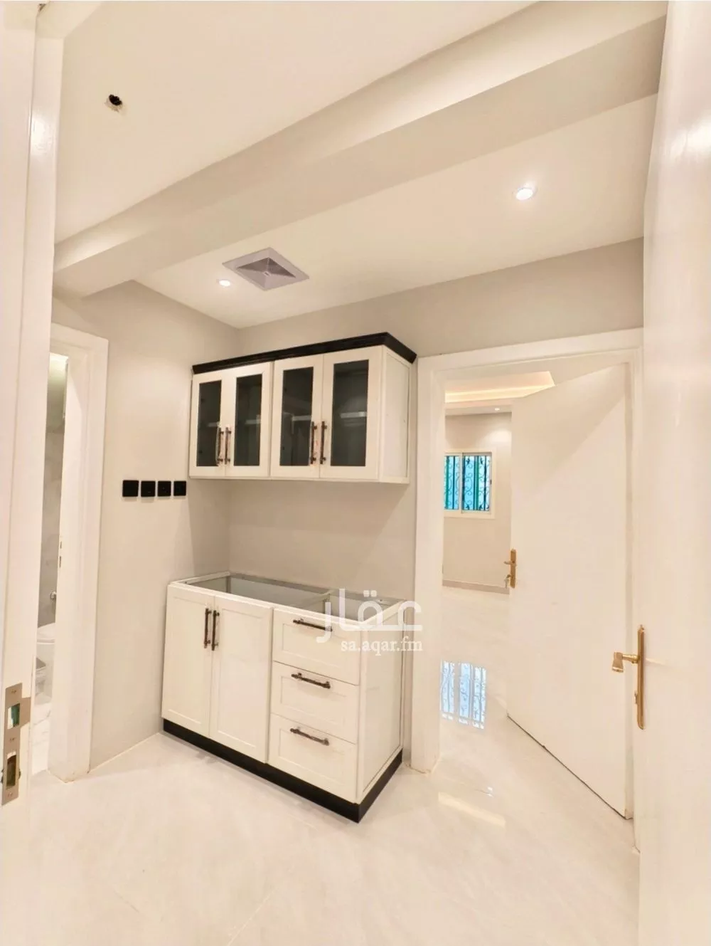 1 bedroom floor in Al Izdihar 4