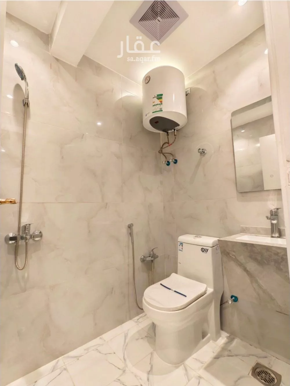 1 bedroom floor in Al Izdihar 6
