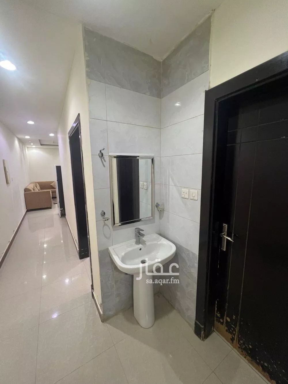 2 bedroom apartment in Dhahrat Laban 10