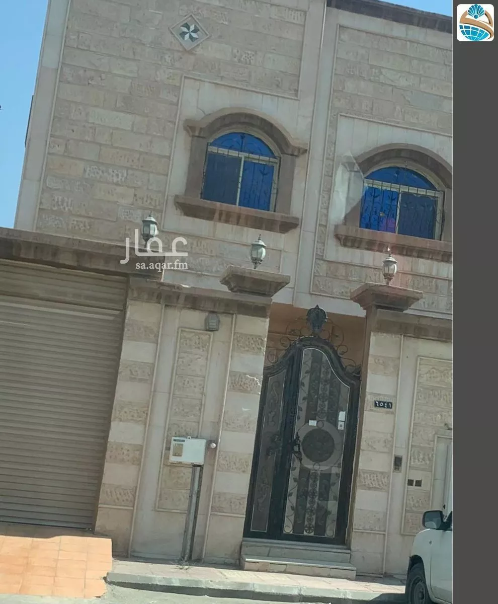 فيلا 8 غرف في طيبة