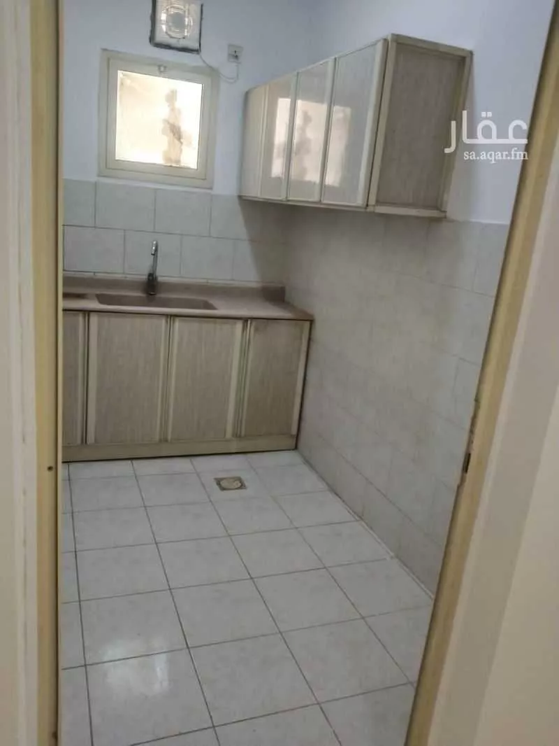 عمارة 770 م² في المنار 4