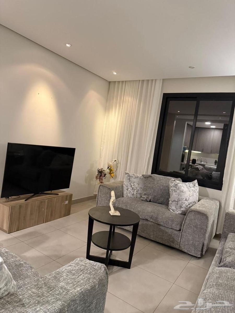 شقة 3 غرف في النزهة 3