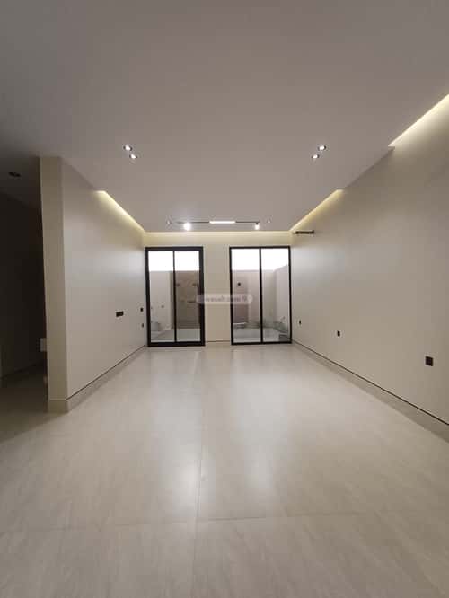 6 bedroom villa in Al Rahmaniyyah 2