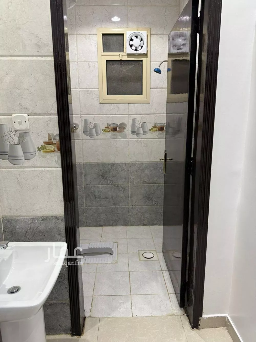 شقة 3 غرف في الرمال 3