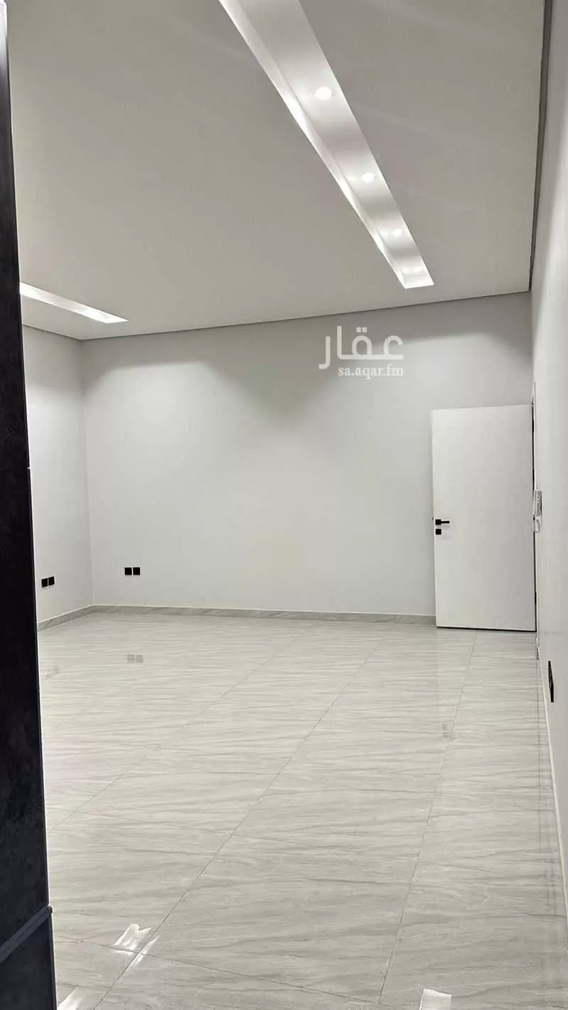 دور 3 غرف في العارض 13