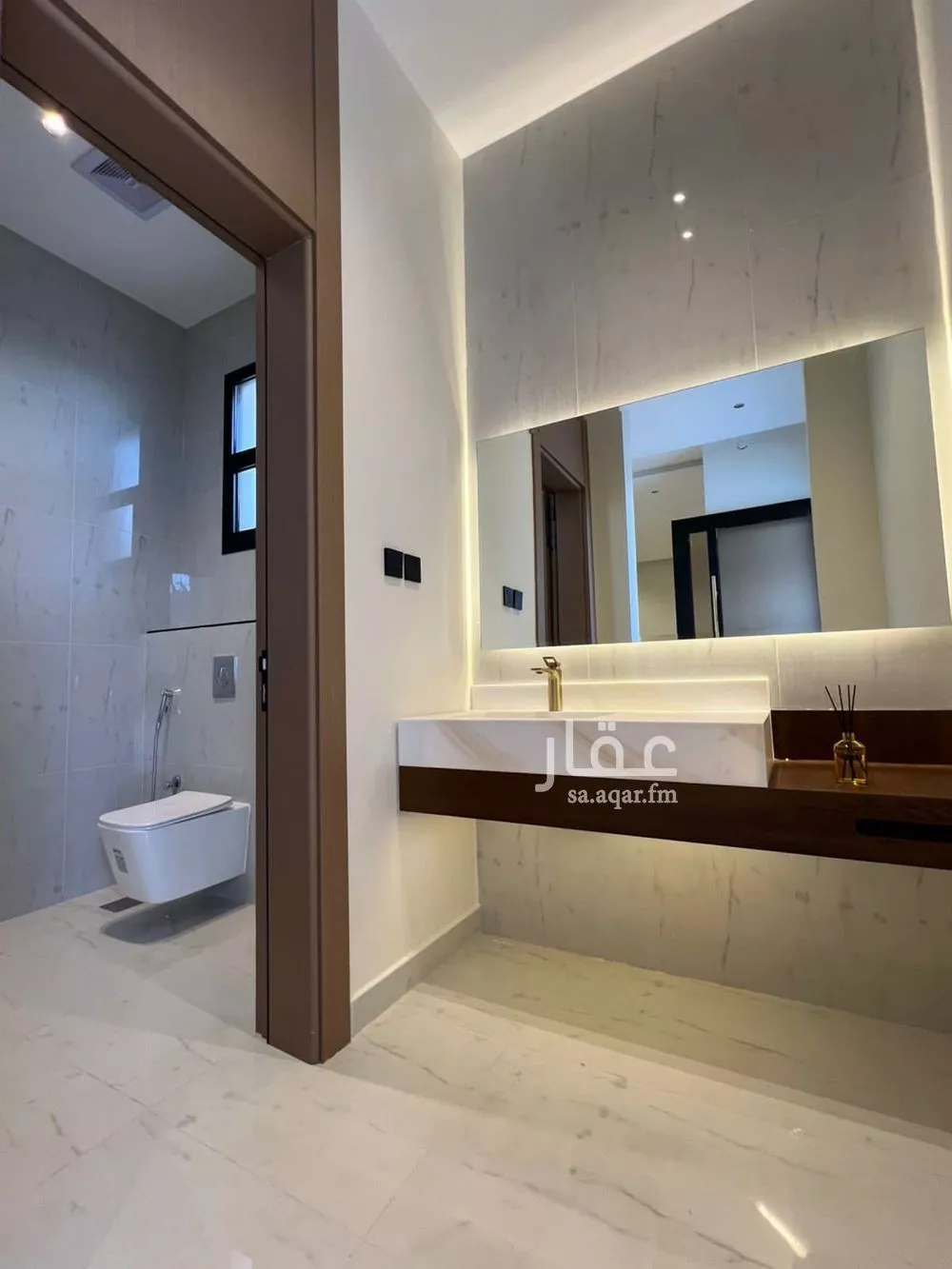 فيلا 5 غرف في الياقوت 5