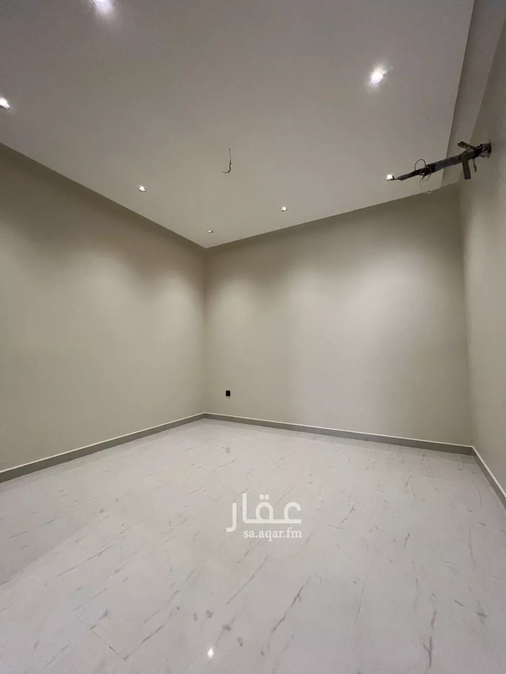 فيلا 5 غرف في الياقوت 6