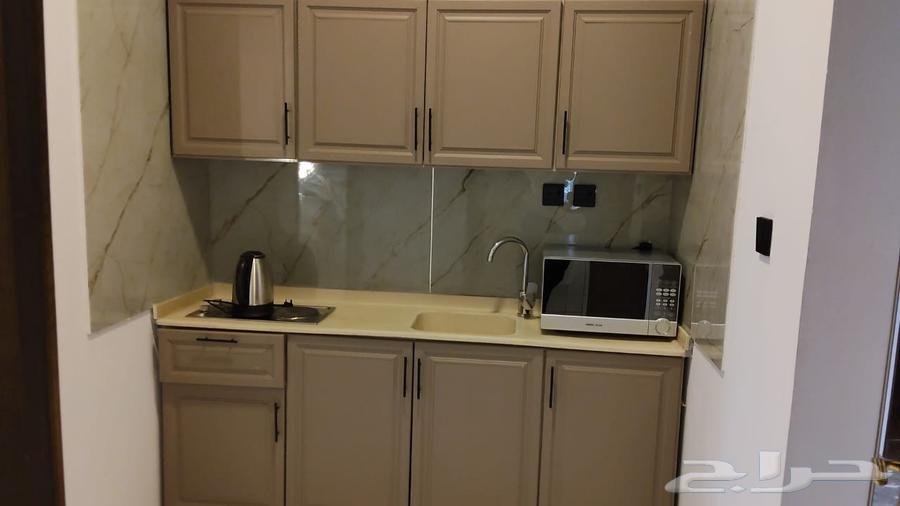 شقة 1 غرف في العليا 4