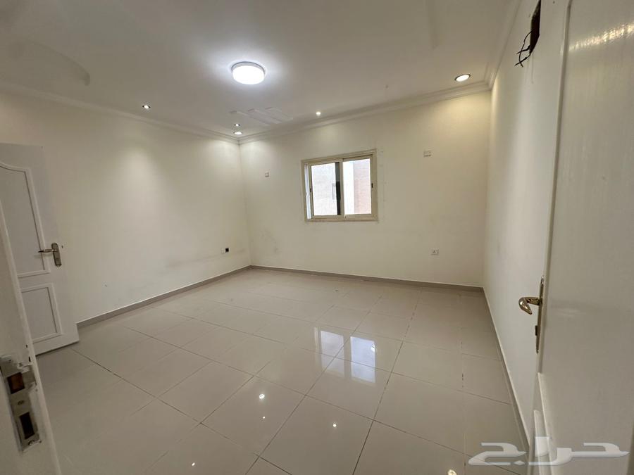 شقة 2 غرف في البحيرة 5