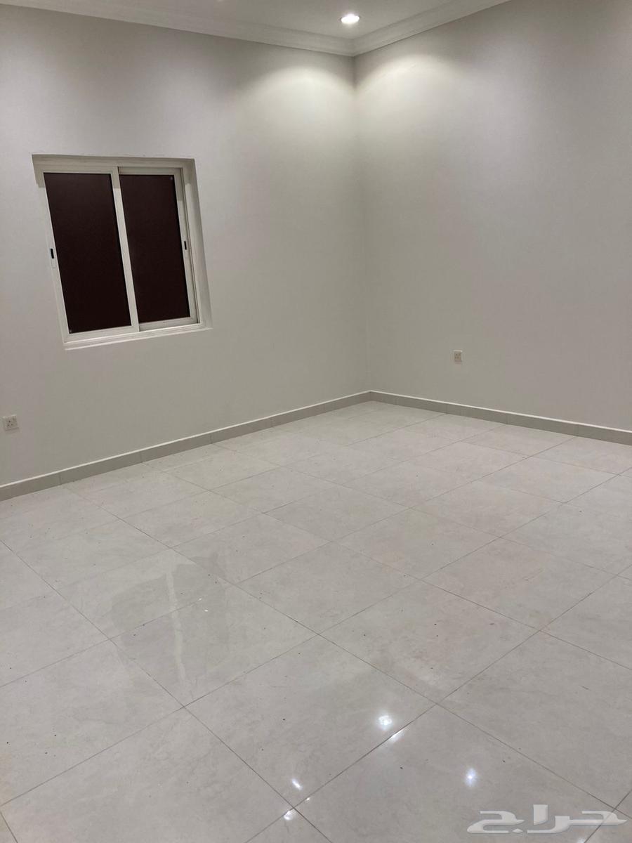 شقة 4 غرف في المنار 3