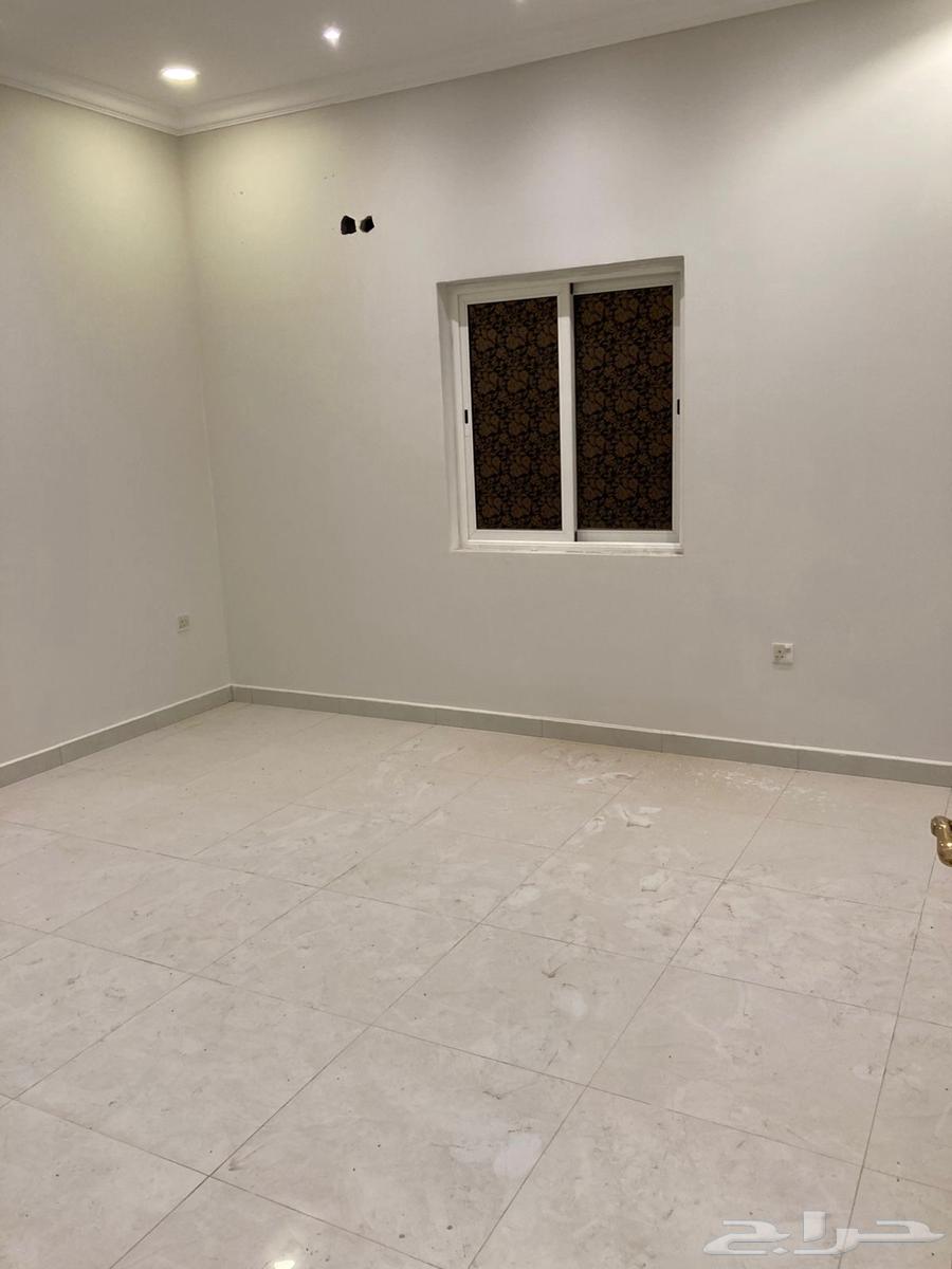 شقة 4 غرف في المنار 4