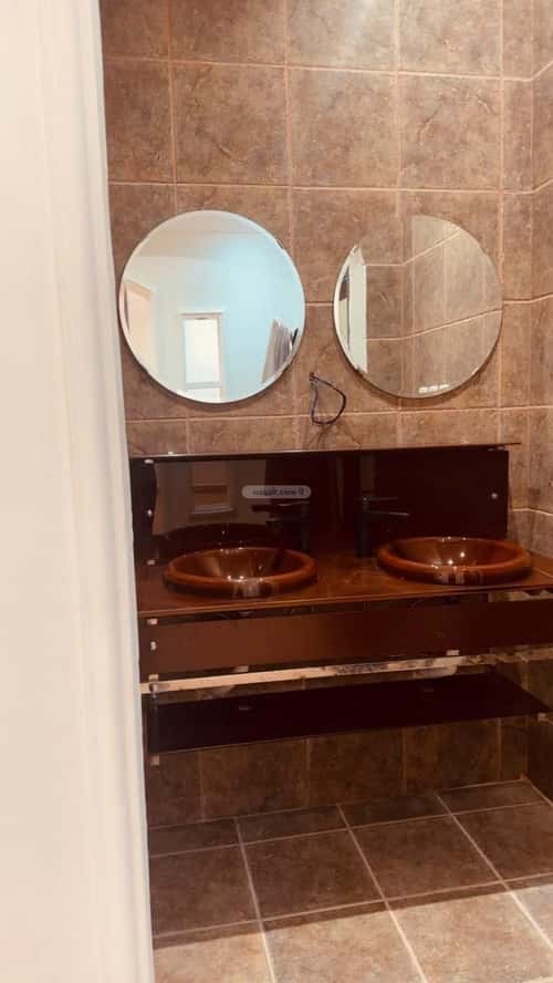 6 bedroom villa in Al Yaqout 1