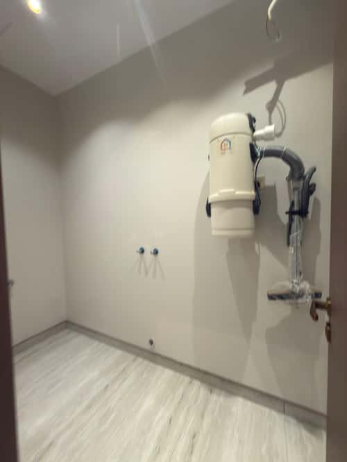 3 bedroom apartment in Al Zahra 4