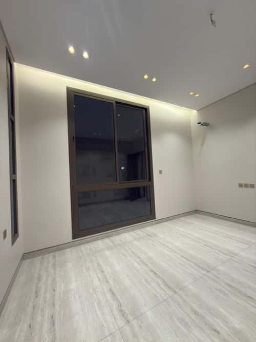 3 bedroom apartment in Al Zahra 5