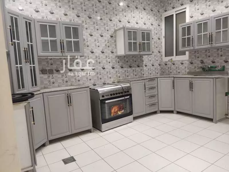 3 bedroom floor in Al Mahdiyyah 4