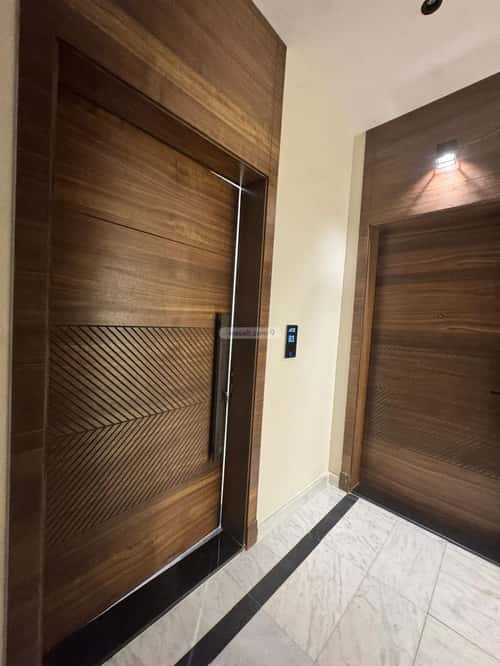 4 bedroom apartment in Al Aziziyah 3
