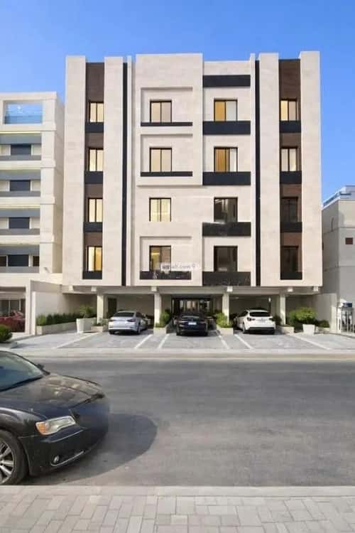 4 bedroom apartment in Al Salamah 7