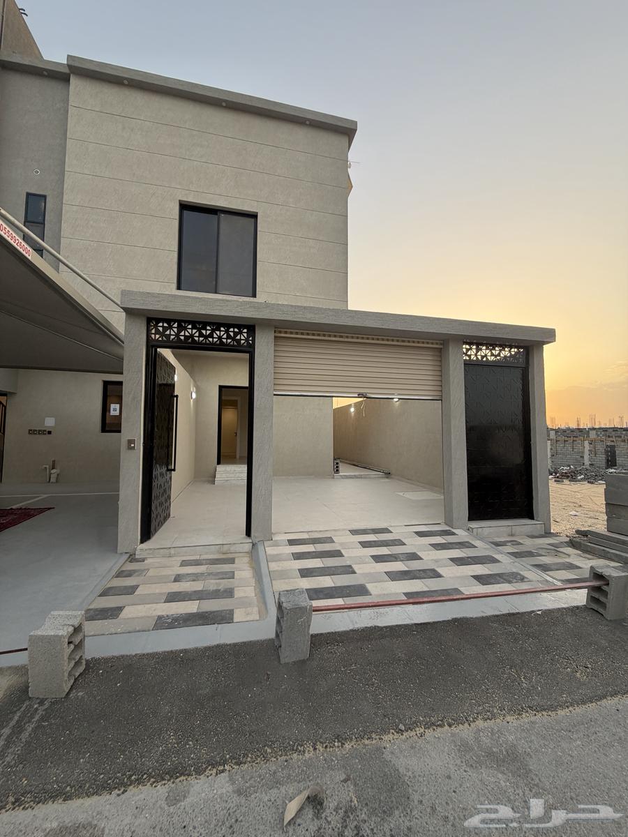 شقة 6 غرف في طيبة 1