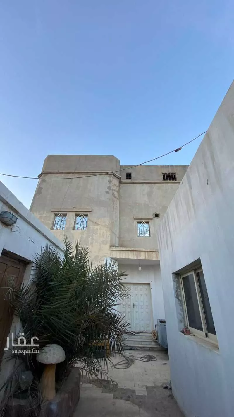 فيلا 10 غرف في الخليج 1