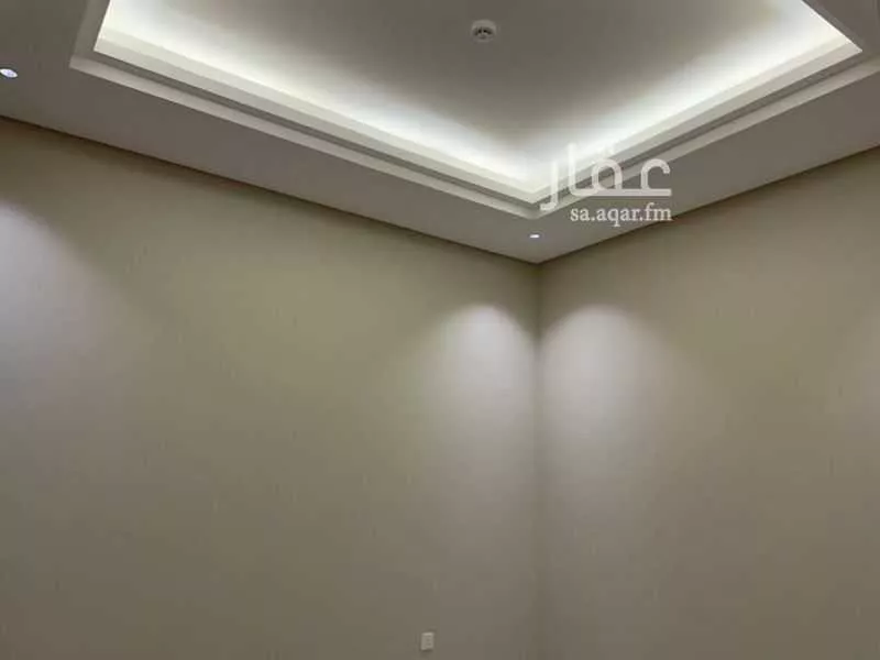 شقة 3 غرف في العارض 10