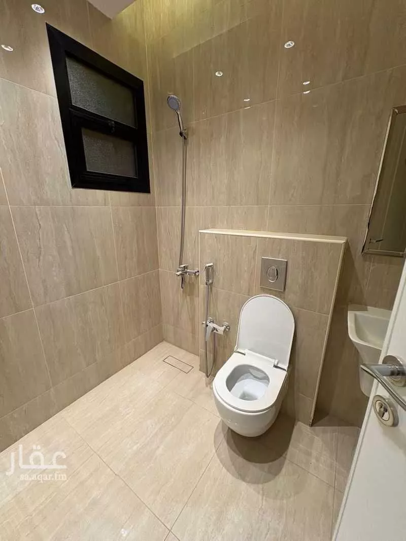 3 bedroom apartment in Al Qairawan 6