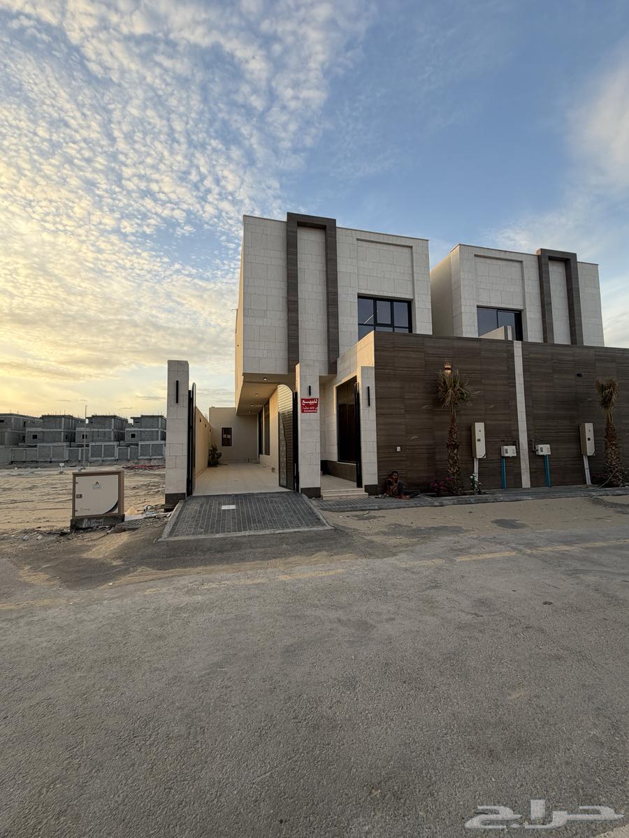 7 bedroom villa in Ash Sharq 1