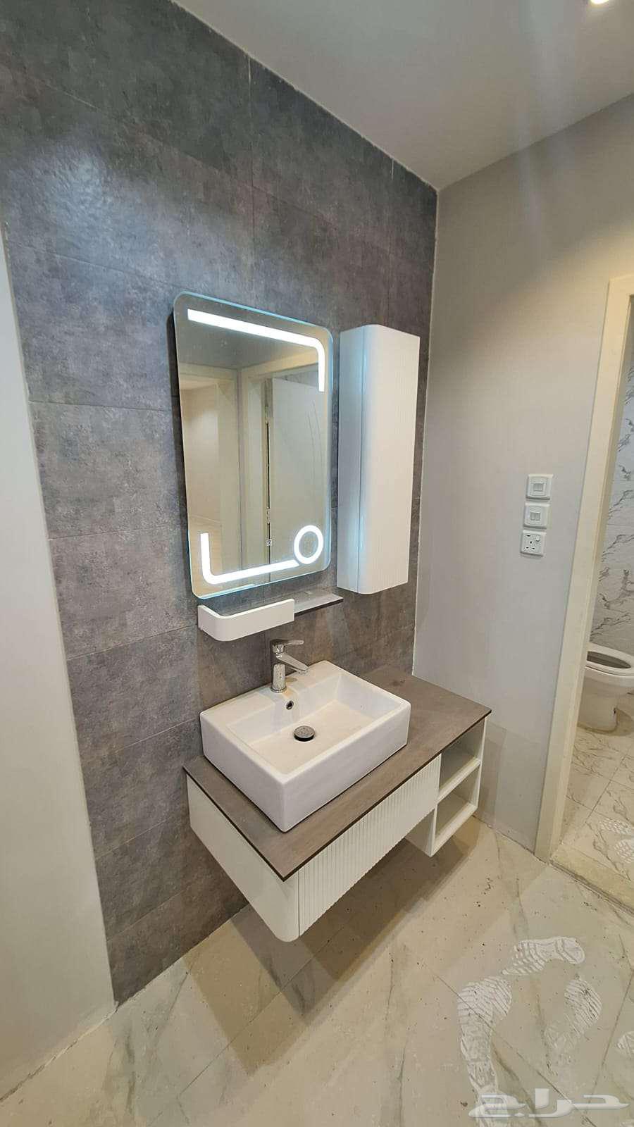 شقة 5 غرف في البحيرات 1