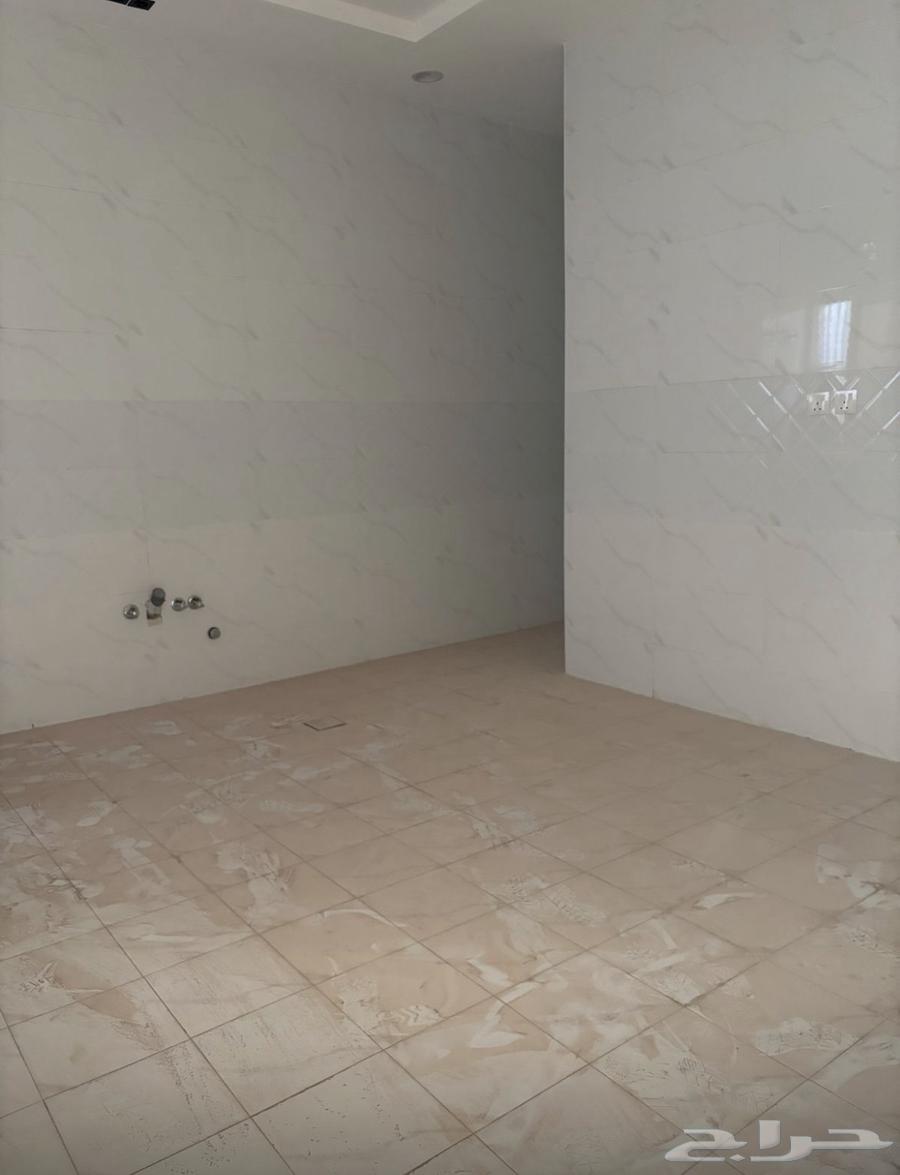 شقة  في النزهة 1