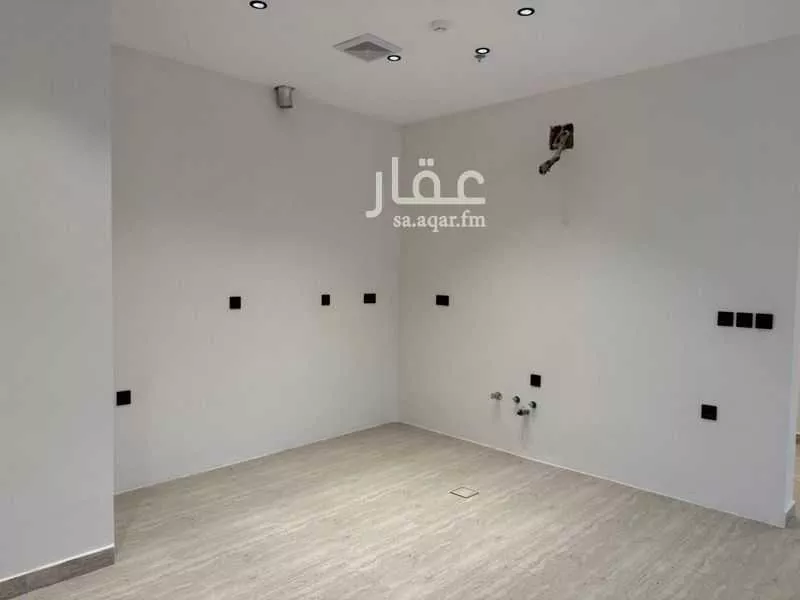 شقة 3 غرف في النرجس 10