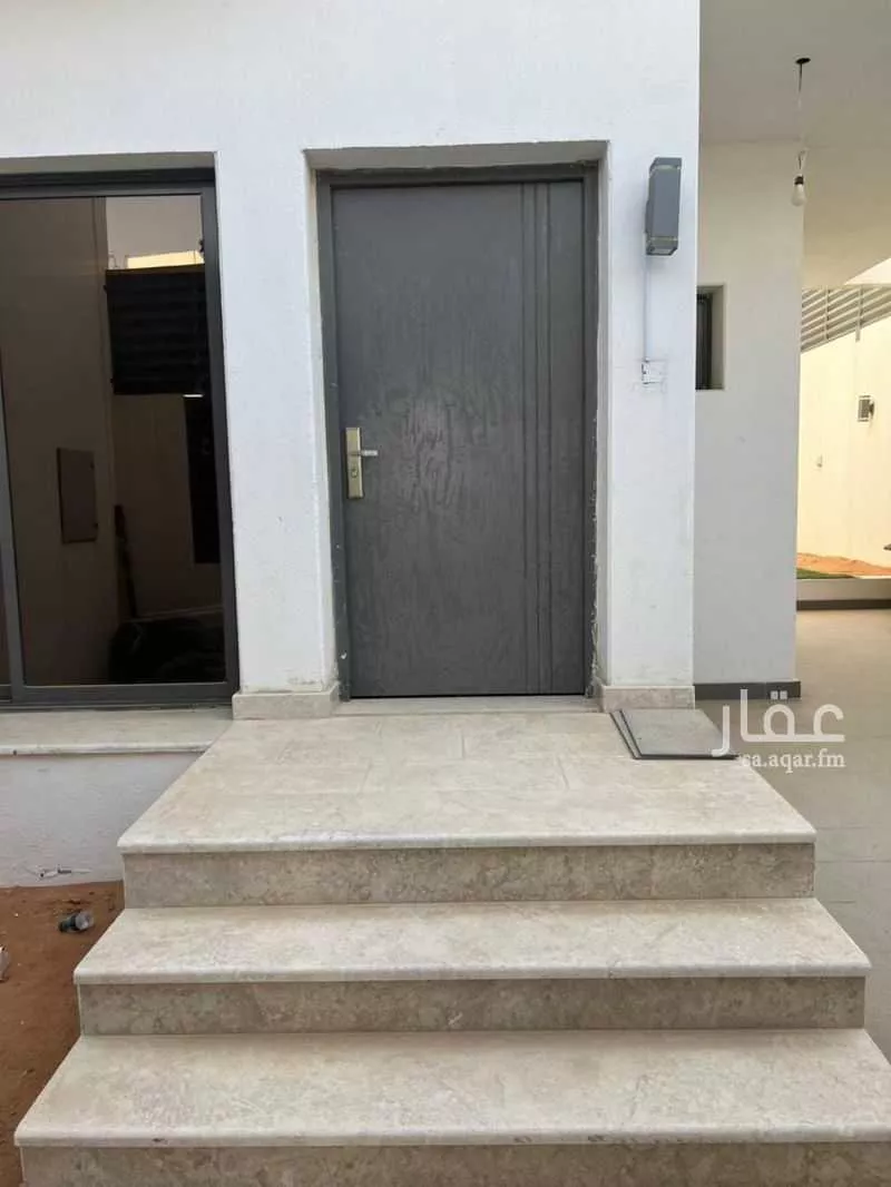8 bedroom villa in Riyadh 2
