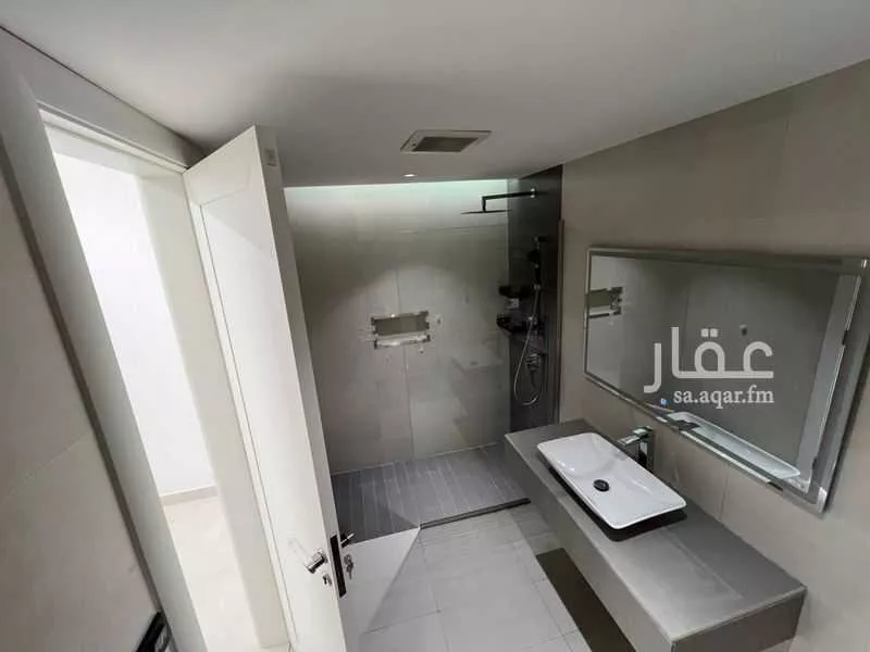 شقة 3 غرف في عرقة 20