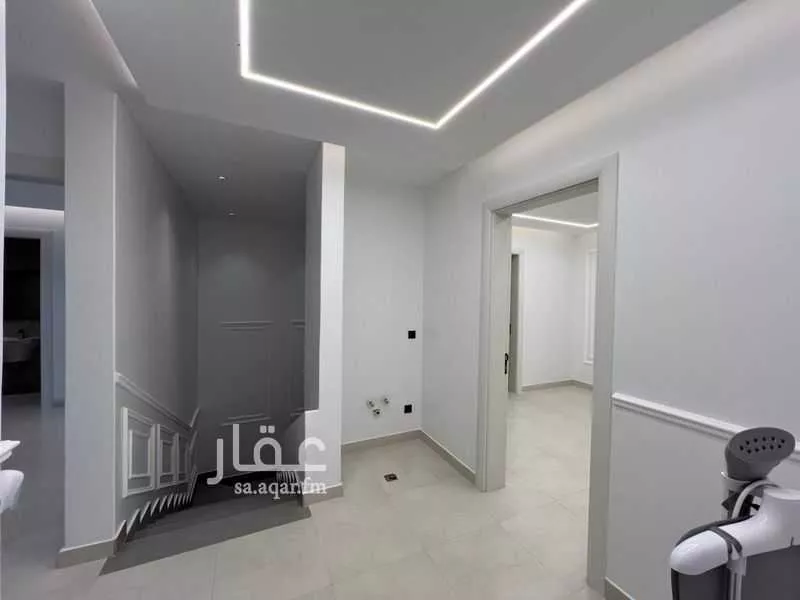 شقة 3 غرف في عرقة 10
