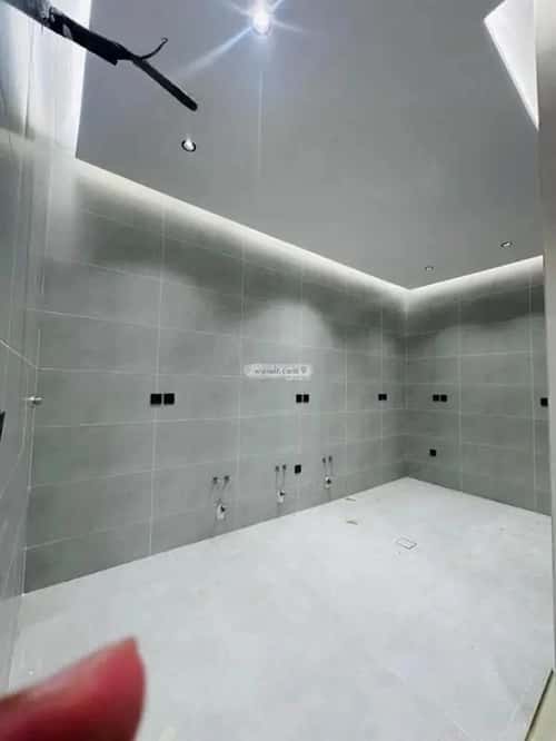 4 bedroom apartment in Al Rawdah 5