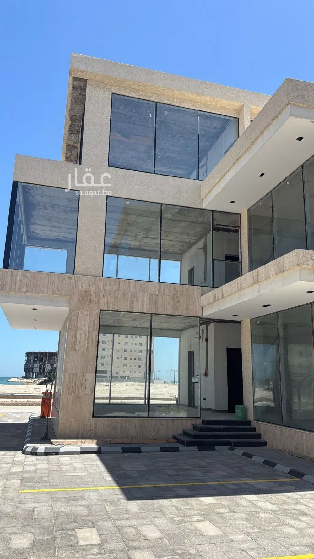 مكتب 2431 م² في الخور 4