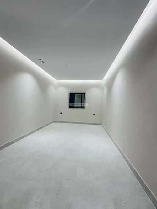 4 bedroom apartment in Al Rawdah 5