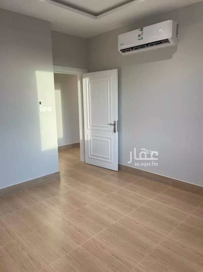 شقة 4 غرف في الحمرا 3