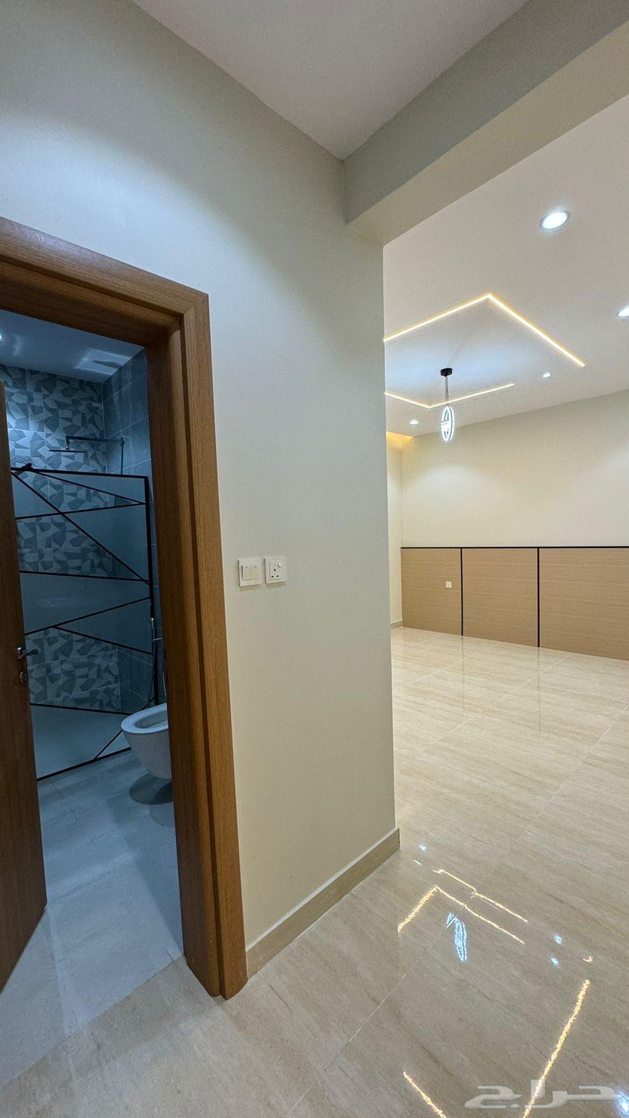 5 bedroom apartment in King Fahd, Madinah 8