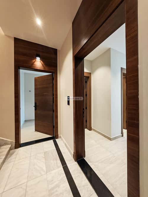 4 bedroom apartment in Al Aziziyah 3