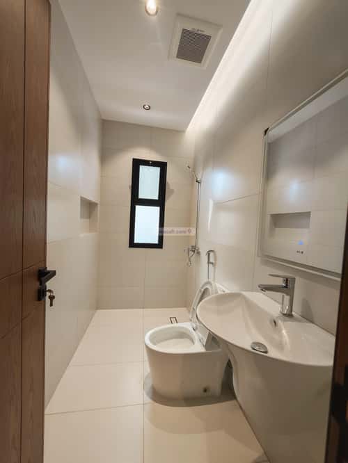 4 bedroom apartment in Al Aziziyah 5